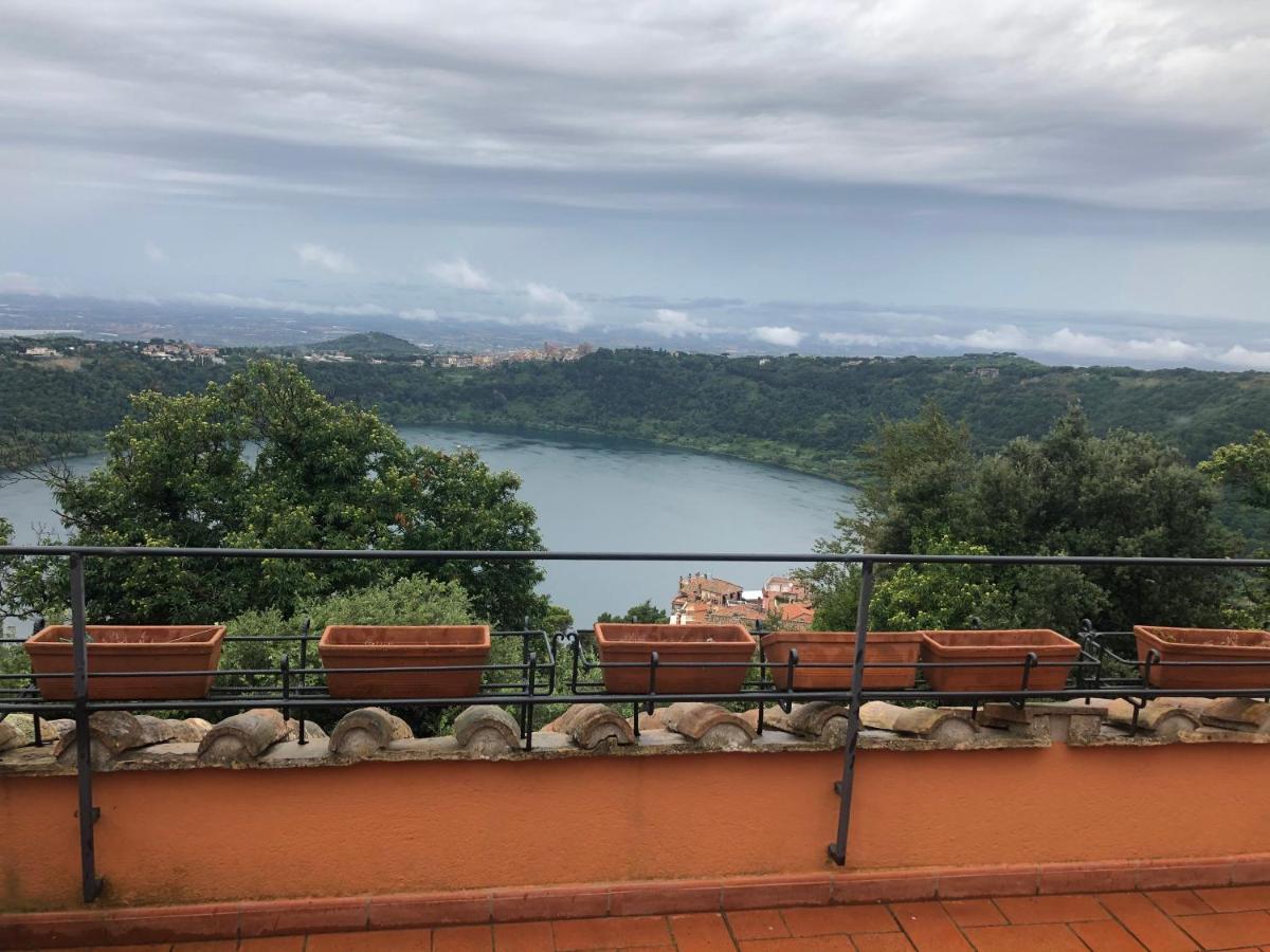 Isola Sul Lago Nemi Zewnętrze zdjęcie