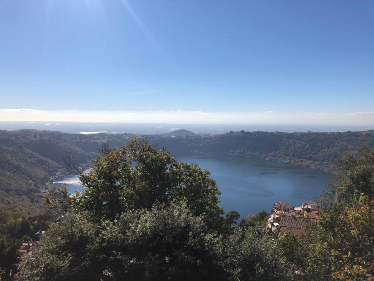 Isola Sul Lago Nemi Zewnętrze zdjęcie